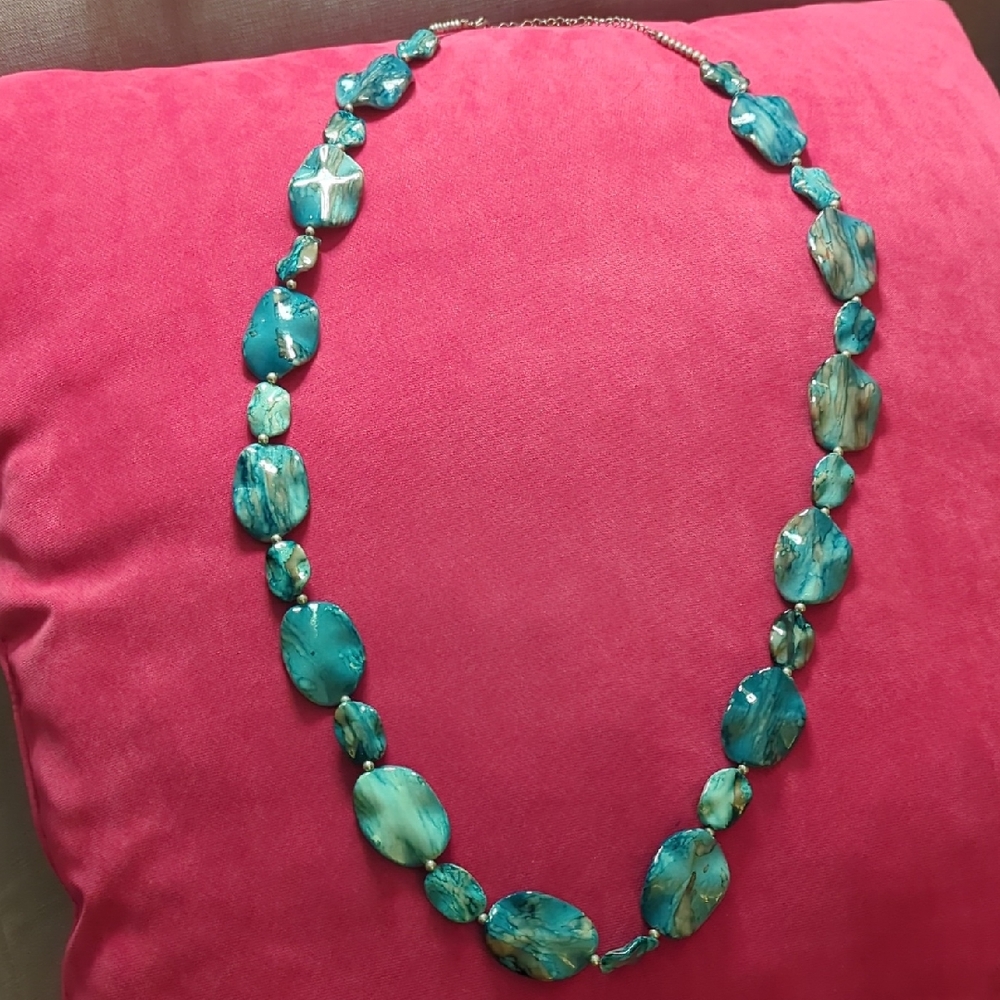 Turquoise Beaded Necklace